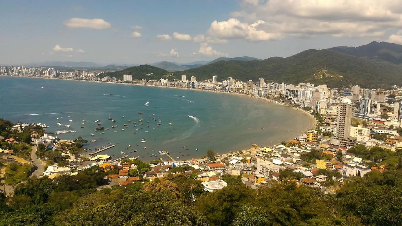 Panorama Mar: Apartamento de 3 Quartos com Vista para Praia de Itapema Apartment