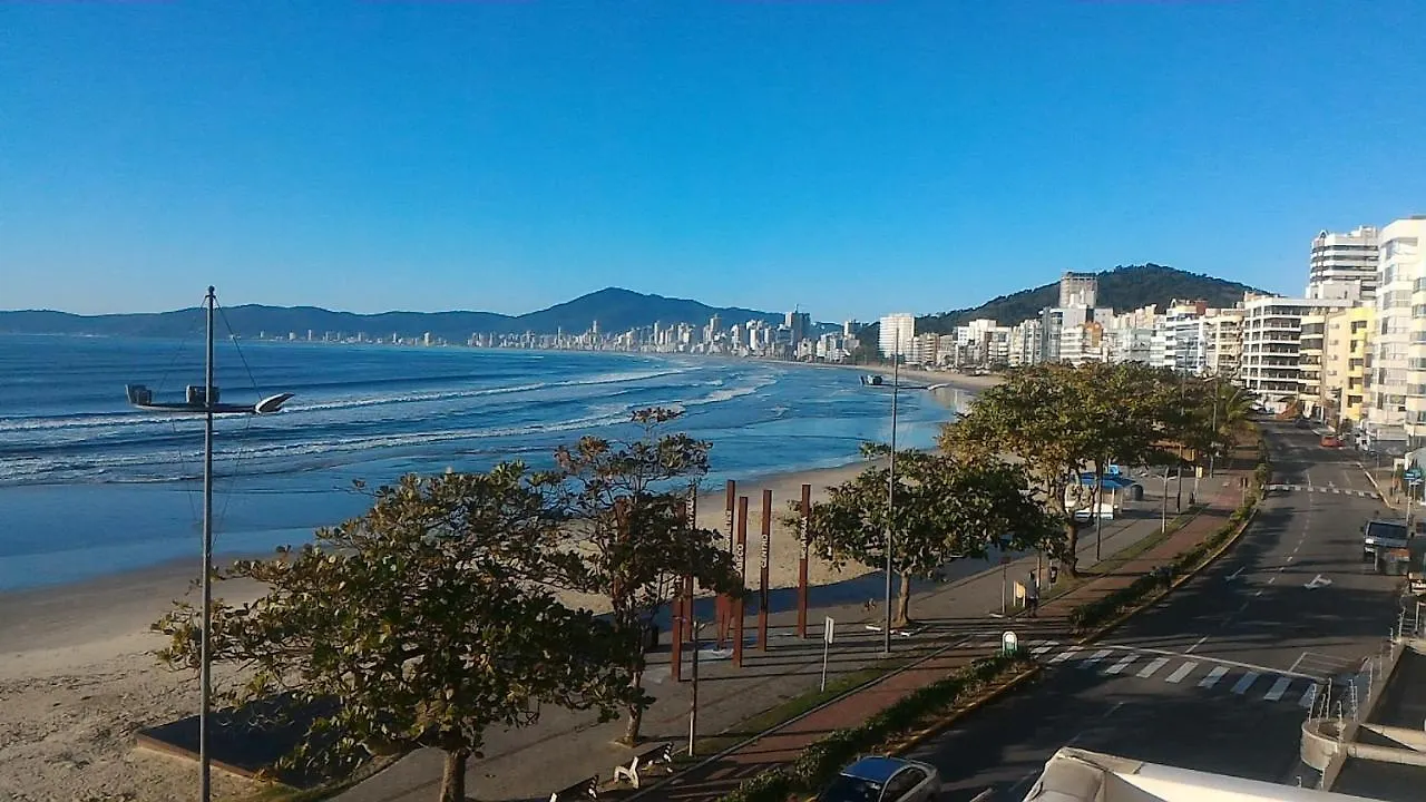 Panorama Mar: Apartamento de 3 Quartos com Vista para Praia de Itapema