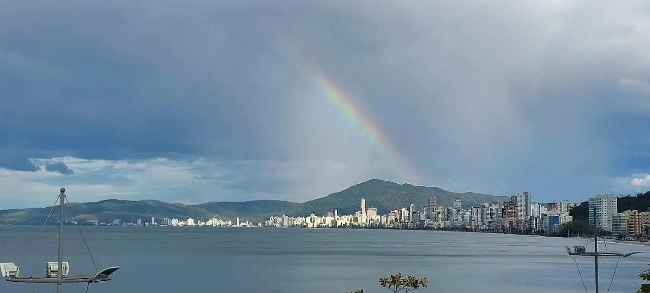Panorama Mar: Apartamento de 3 Quartos com Vista para Praia de Itapema