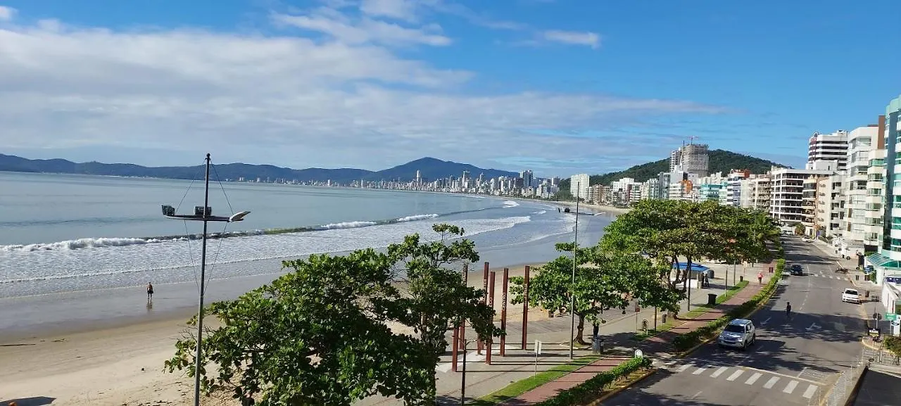 Panorama Mar: Apartamento de 3 Quartos com Vista para Praia de Itapema Apartment